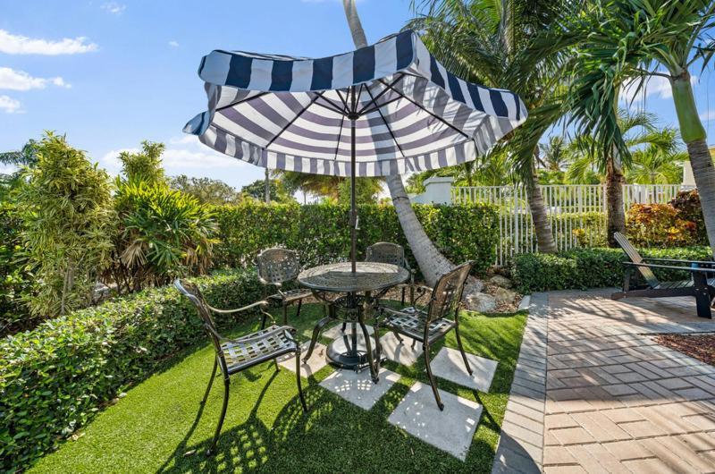 Capri Inn & Apartments Лейк-Ворт Екстер'єр фото